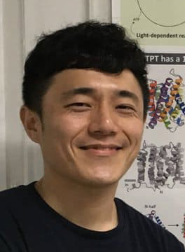 Yongchan Lee